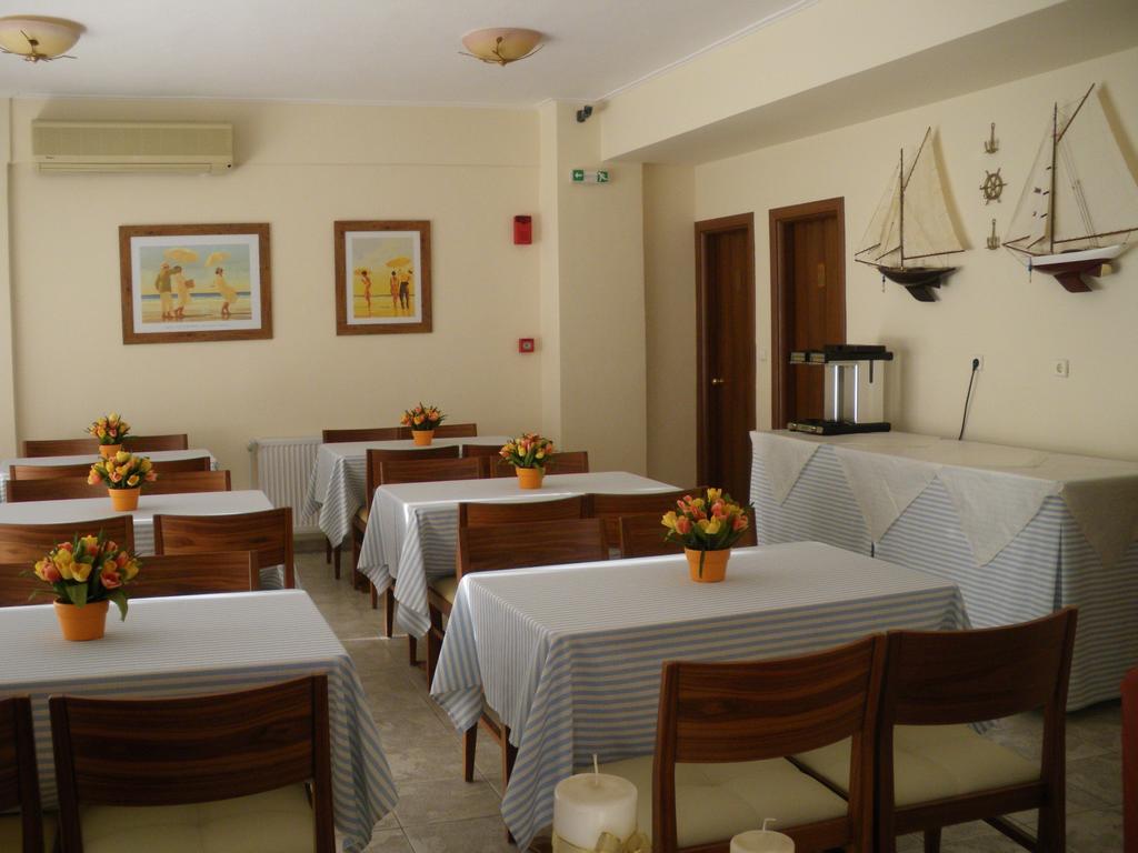 Hotel Naias Paralía Buitenkant foto